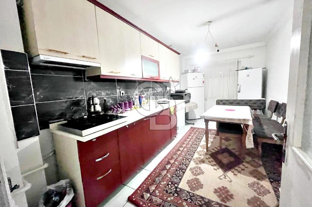 SULTAN FATİH CADDESİ YAKINI SİTE İÇERİSİNDE 2 CAM BALKONLU 3+1