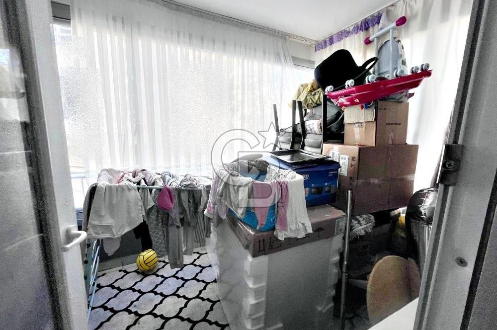 SULTAN FATİH CADDESİ YAKINI SİTE İÇERİSİNDE 2 CAM BALKONLU 3+1