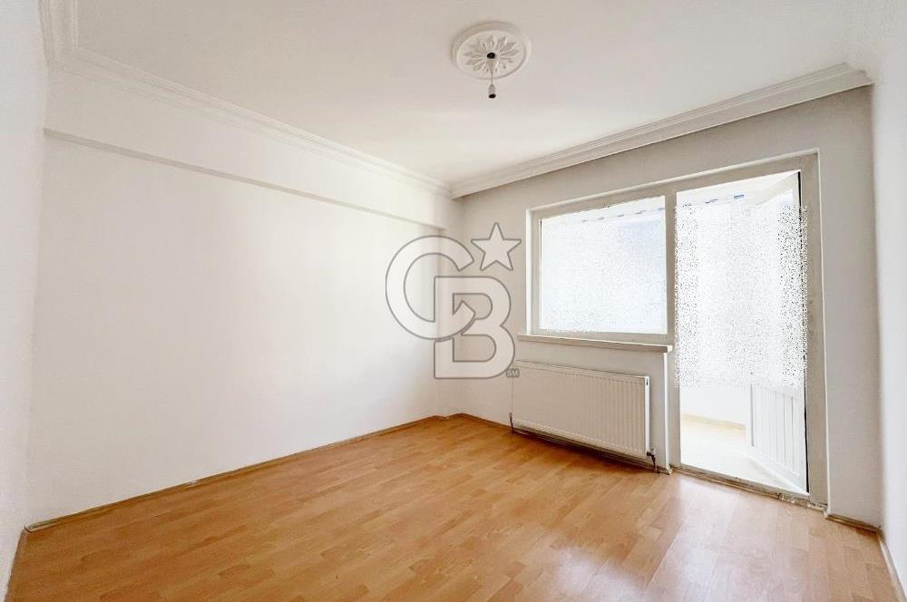 ŞEHİTLER CADDESİ ÜZERİNDE MASRAFSIZ MANZARALI 2. KATTA ACİL 3+1