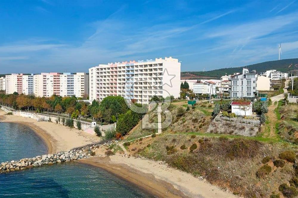 Armutlu Karşıyakada Deniz Manzaralı Eşyalı Satılık Villa ve Arsa