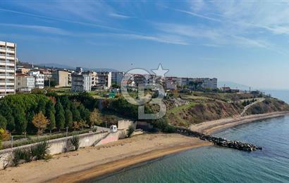 Armutlu Karşıyakada Deniz Manzaralı Eşyalı Satılık Villa ve Arsa