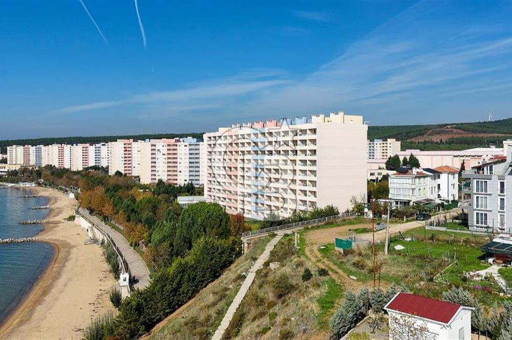 Armutlu Karşıyakada Deniz Manzaralı Eşyalı Satılık Villa ve Arsa