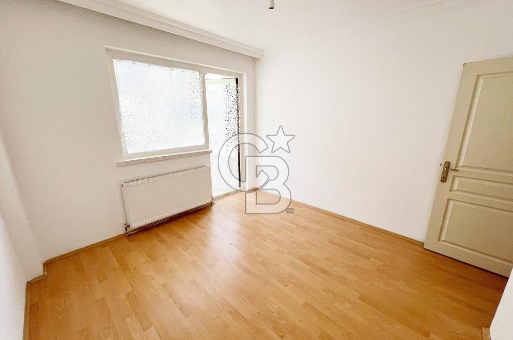 ŞEHİTLER CADDESİ ÜZERİNDE MASRAFSIZ MANZARALI 2. KATTA ACİL 3+1