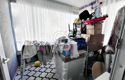 SULTAN FATİH CADDESİ YAKINI SİTE İÇERİSİNDE 2 CAM BALKONLU 3+1