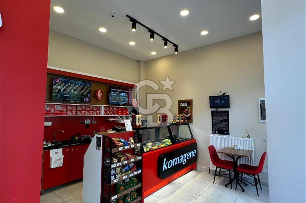 KADIKÖY KAZASKER'DE SATILIK DÜKKAN 