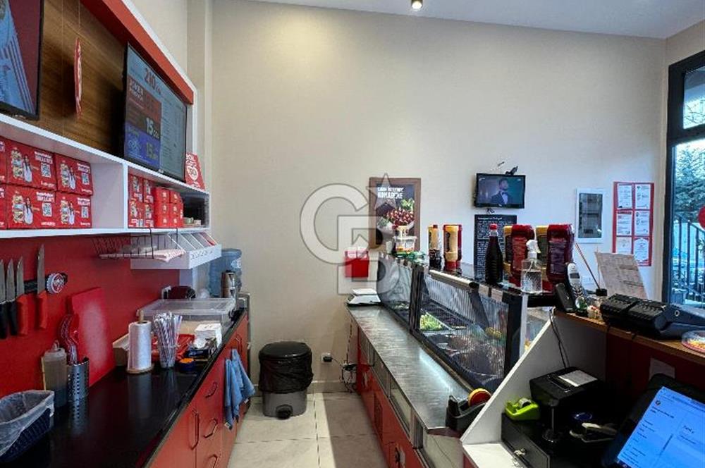 KADIKÖY KAZASKER'DE SATILIK DÜKKAN 