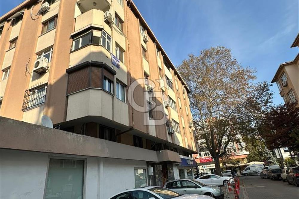 BAKIRKÖY İNCİRLİ CADDESİNDE YENİ TADİLATLI 2+1 KİRALIK DAİRE