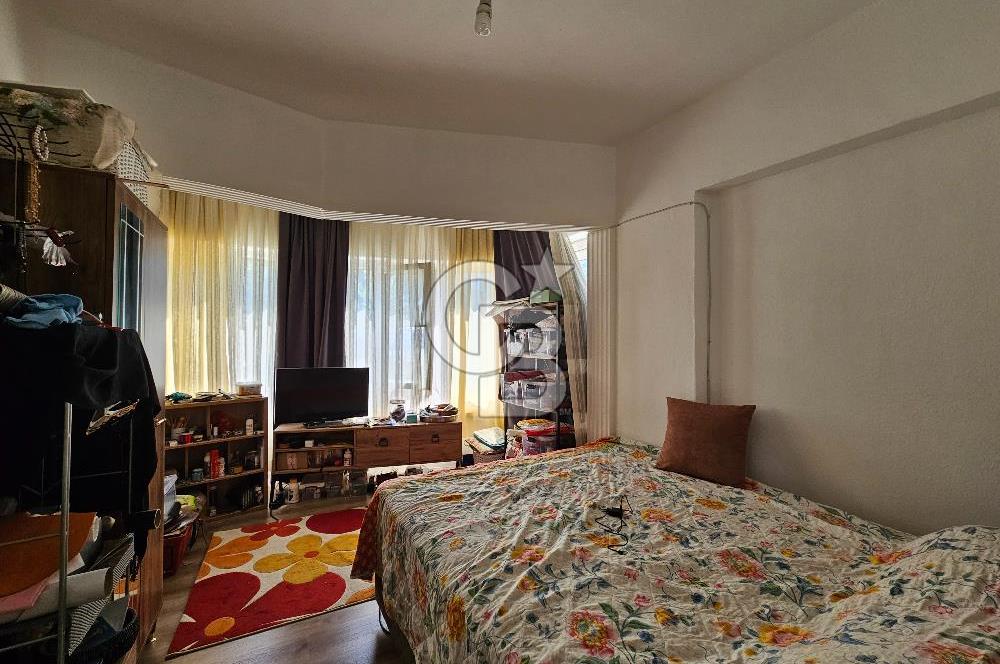 Ayvalık Ali Çetinkaya Mah'de Satılık Geniş Masrafsız 2+1 Daire