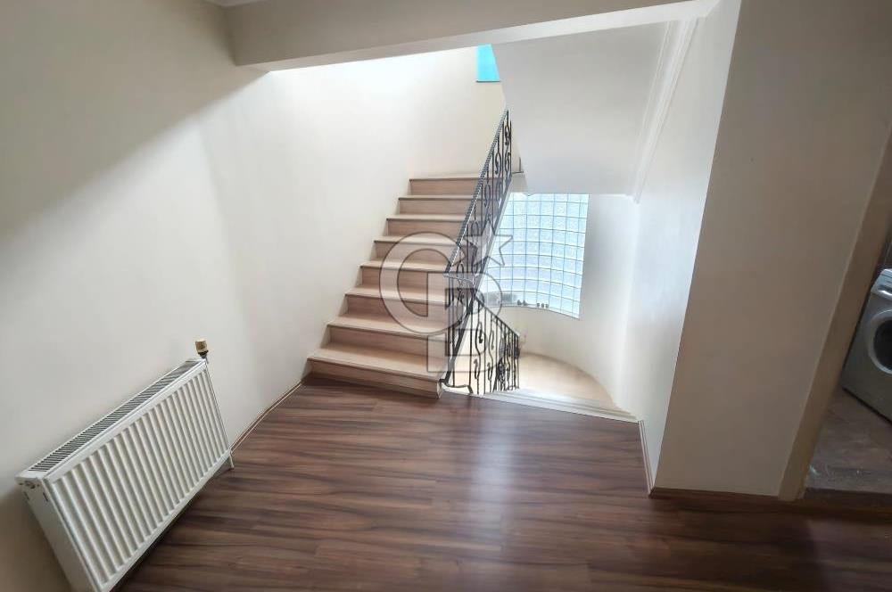 MANİSA SALİHLİ’DE DOĞA İÇİNDE LÜKS TRİPLEKS VİLLA