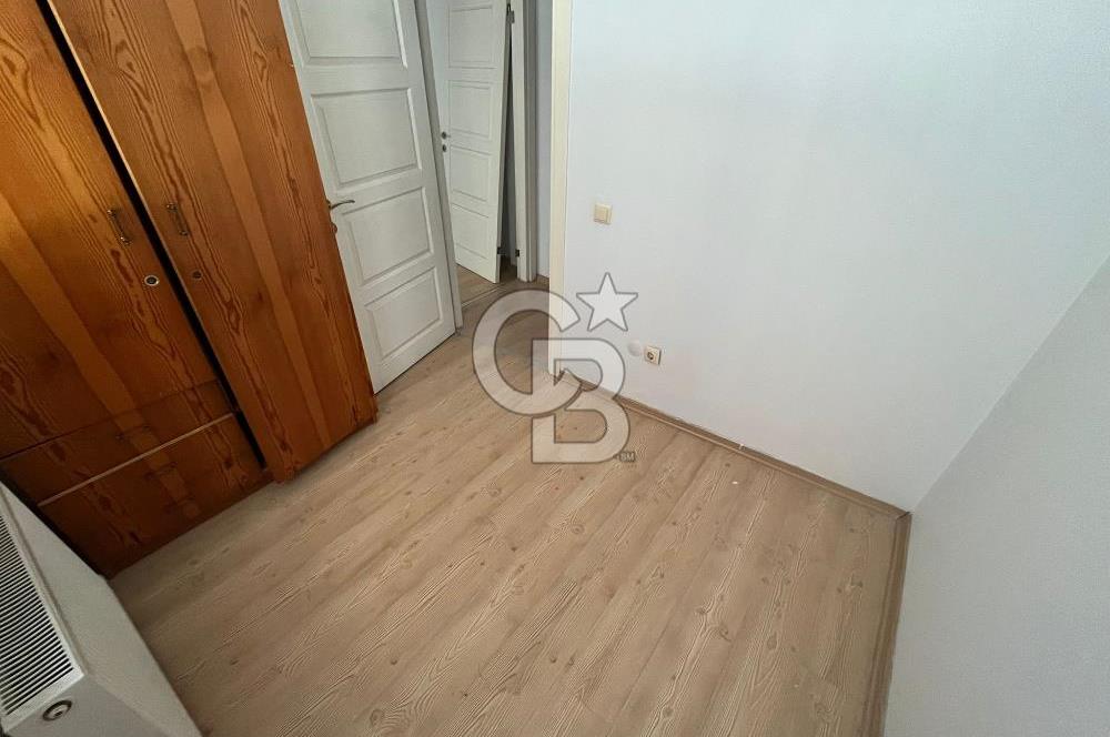 İzmirpark Avm Sokağı 2+1 Arakat Satılık Daire