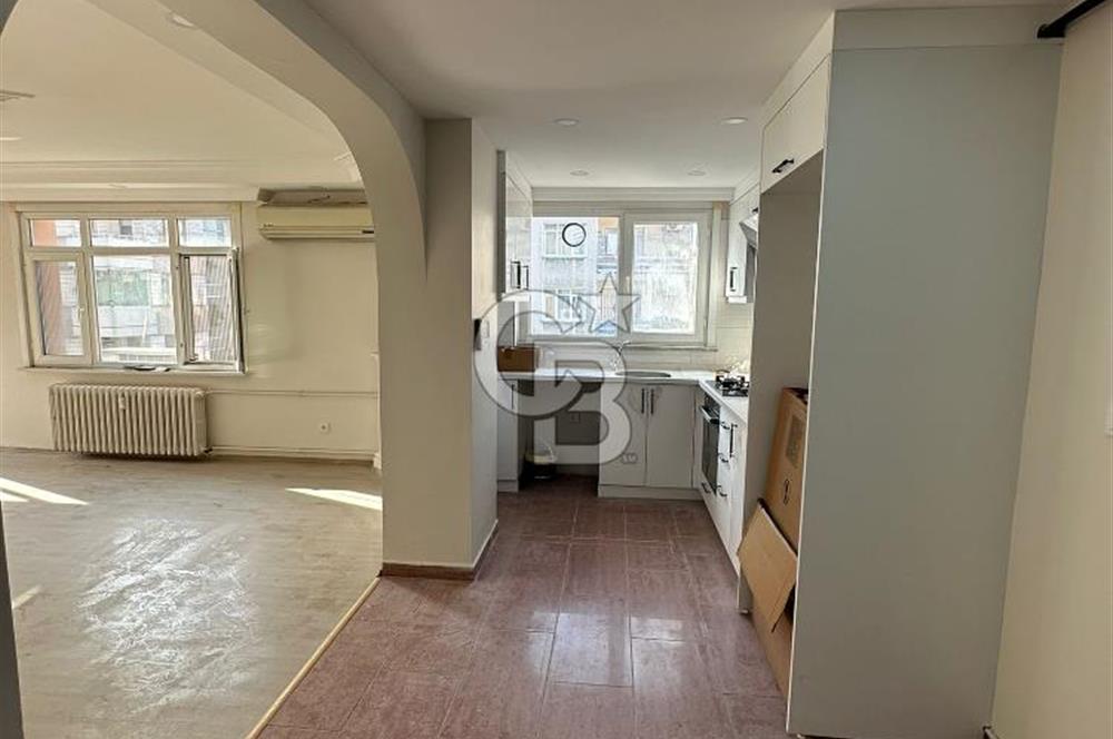 BAKIRKÖY İNCİRLİ CADDESİNDE YENİ TADİLATLI 2+1 KİRALIK DAİRE