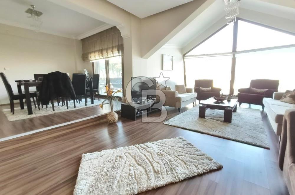 MANİSA SALİHLİ’DE DOĞA İÇİNDE LÜKS TRİPLEKS VİLLA