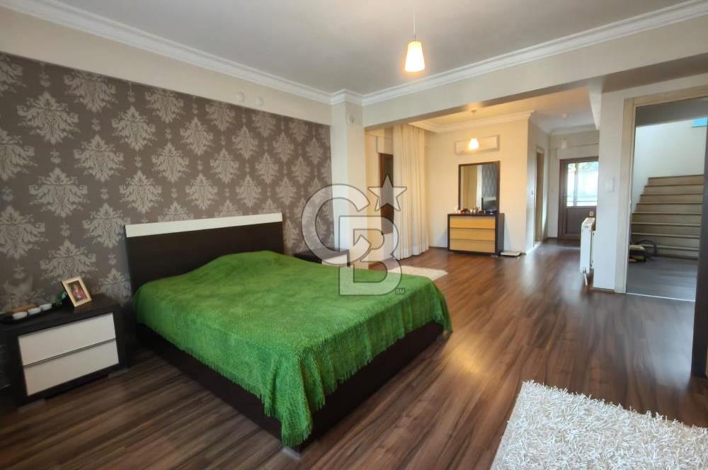 MANİSA SALİHLİ’DE DOĞA İÇİNDE LÜKS TRİPLEKS VİLLA