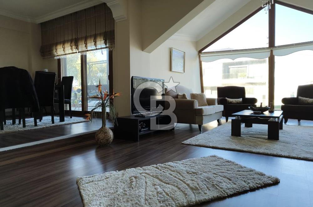 MANİSA SALİHLİ’DE DOĞA İÇİNDE LÜKS TRİPLEKS VİLLA