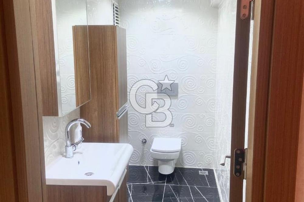 ÖVEÇLER ÇETİN EMEÇ BULVARI YAKINI YAPILI EŞYALI SATILIK OFİS 