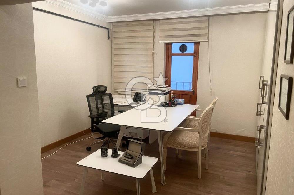 ÖVEÇLER ÇETİN EMEÇ BULVARI YAKINI YAPILI EŞYALI SATILIK OFİS 
