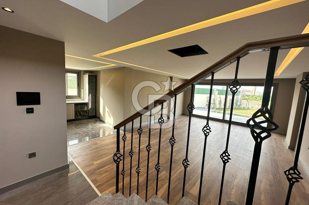 Guzelbahce’de Luks Smart Villa