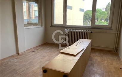 KADIKÖY MERDİVENKÖY KİRALIK 3+1 DAİRE