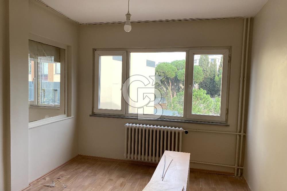 KADIKÖY MERDİVENKÖY KİRALIK 3+1 DAİRE