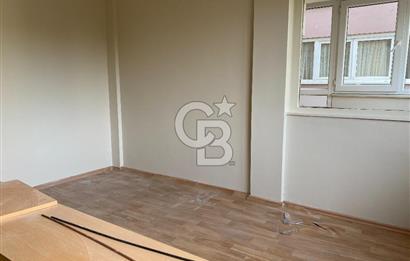 KADIKÖY MERDİVENKÖY KİRALIK 3+1 DAİRE