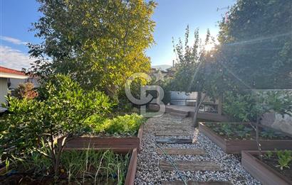 Güzelbahçe Kahramandere'de Özel Tasarım Satılık 5+2 Lüks Villa