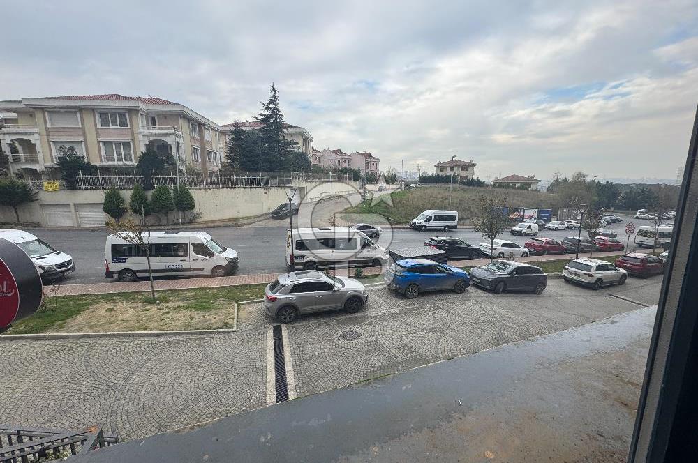 BAHÇEŞEHİR REFERANS'TA SATILIK DÜKKAN 76 m2