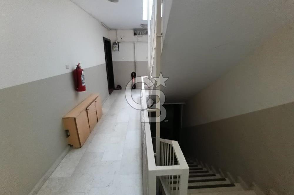 Ataşehir Acarlar Sitesinde Metroya Yakın Kiralık Daire