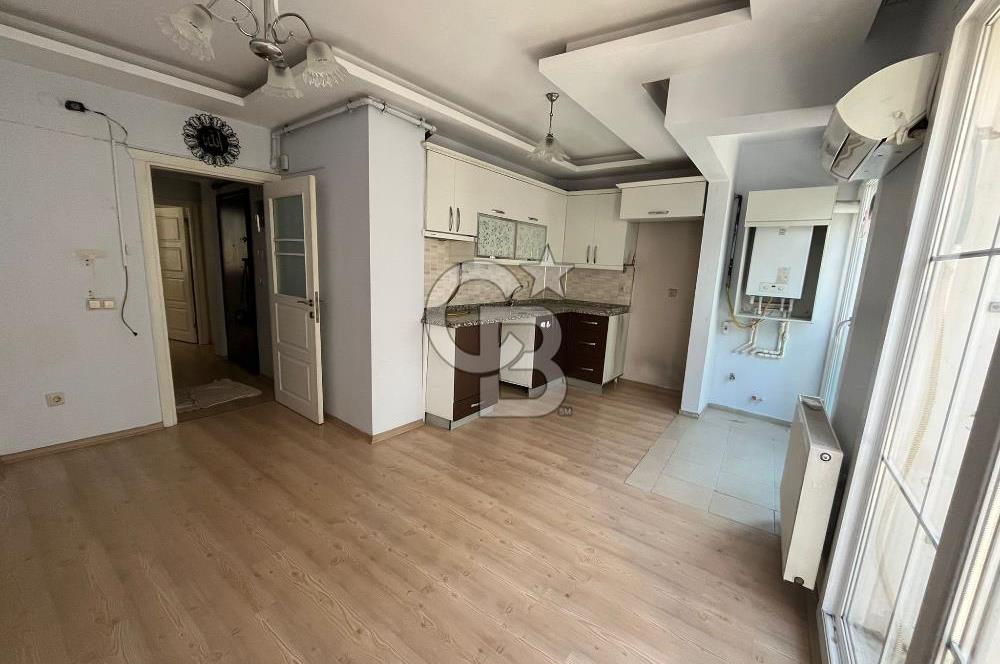 İzmirpark Avm Sokağı 2+1 Arakat Satılık Daire