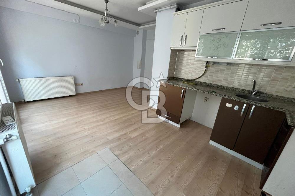 İzmirpark Avm Sokağı 2+1 Arakat Satılık Daire