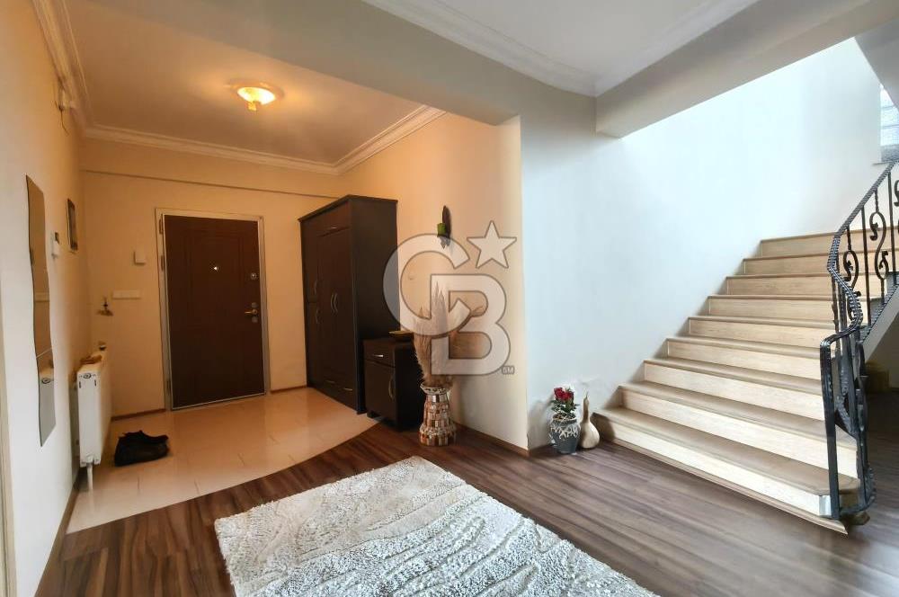 MANİSA SALİHLİ’DE DOĞA İÇİNDE LÜKS TRİPLEKS VİLLA