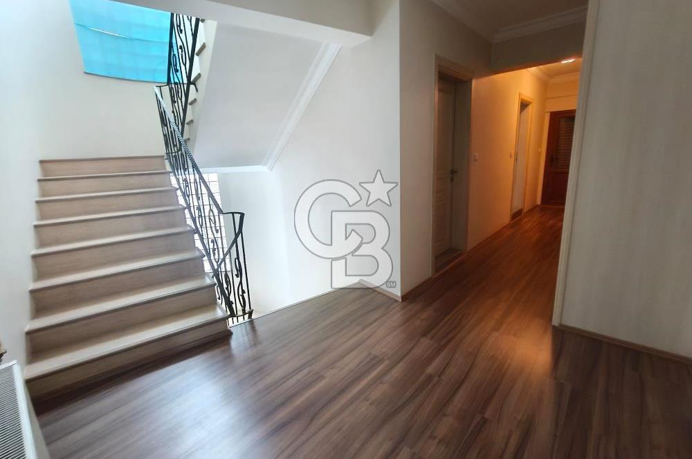 MANİSA SALİHLİ’DE DOĞA İÇİNDE LÜKS TRİPLEKS VİLLA