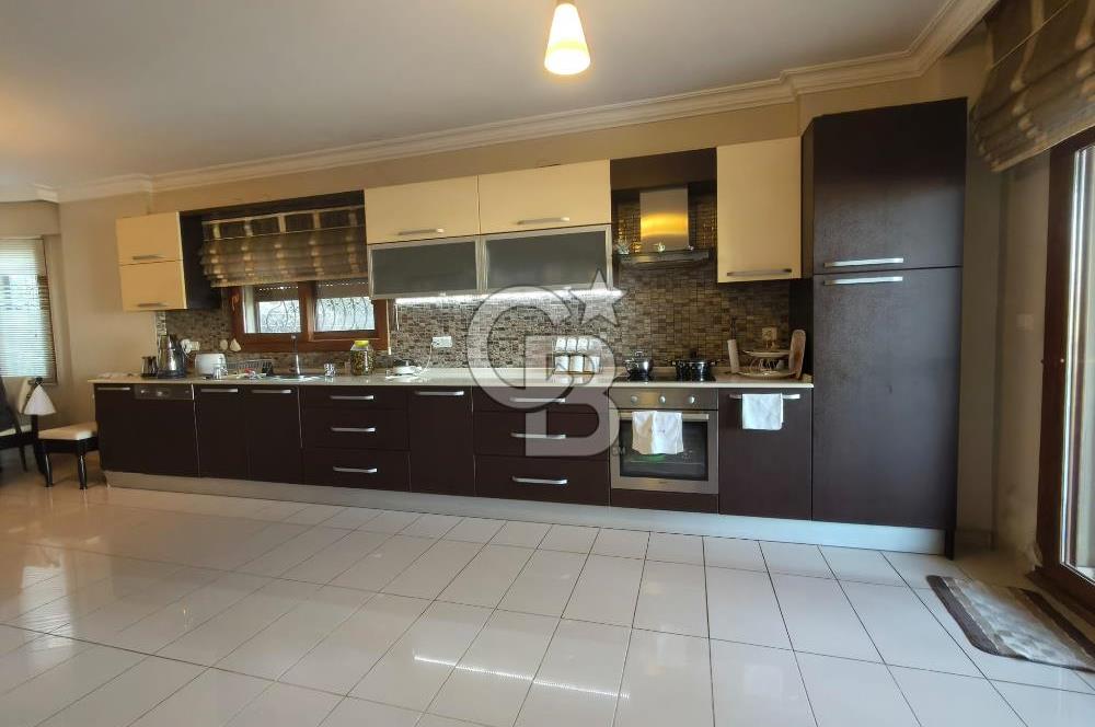 MANİSA SALİHLİ’DE DOĞA İÇİNDE LÜKS TRİPLEKS VİLLA