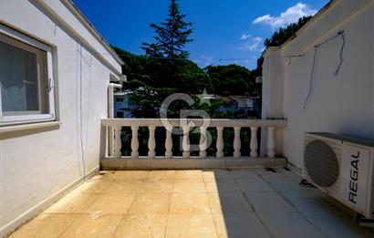 YALOVA ARMUTLUDA DENİZE SIFIR PLAJLI SİTE İÇİ 4+1 SATILIK VİLLA