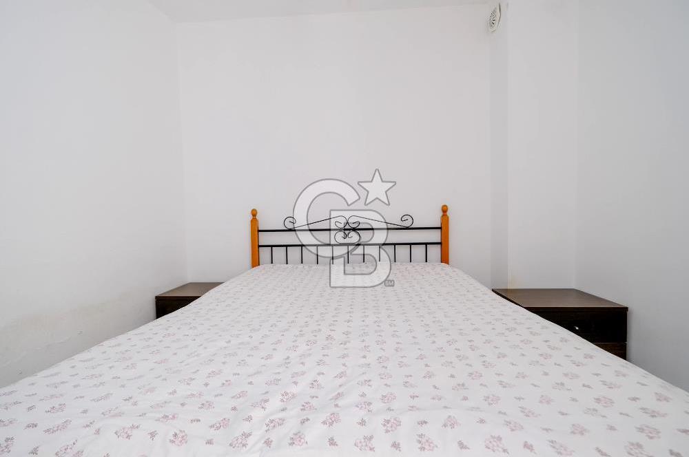 YALOVA ARMUTLUDA DENİZE SIFIR PLAJLI SİTE İÇİ 4+1 SATILIK VİLLA