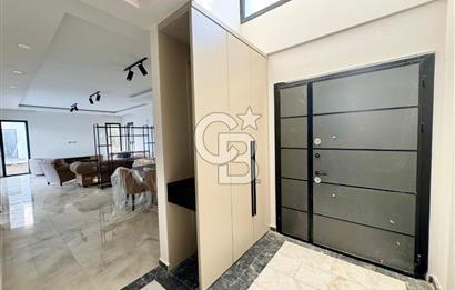 Kıbrıs Girne Edremit te Ana Yola Yakın   Satılık 3+1 Özel Havuzlu Çok Özel Villa