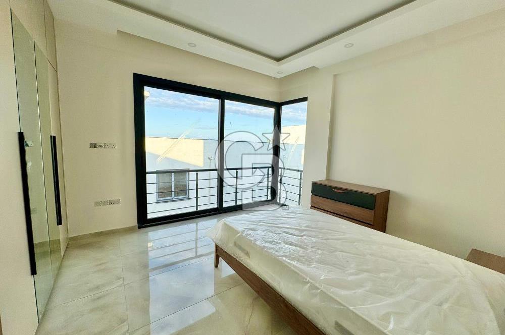 Kıbrıs Girne Edremit te Ana Yola Yakın   Satılık 3+1 Özel Havuzlu Çok Özel Villa