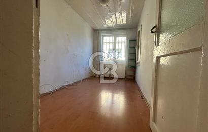 COLDWELL BANKER ONE'DAN SATILIK KUZGUNCUK MÜSTAKİL EV