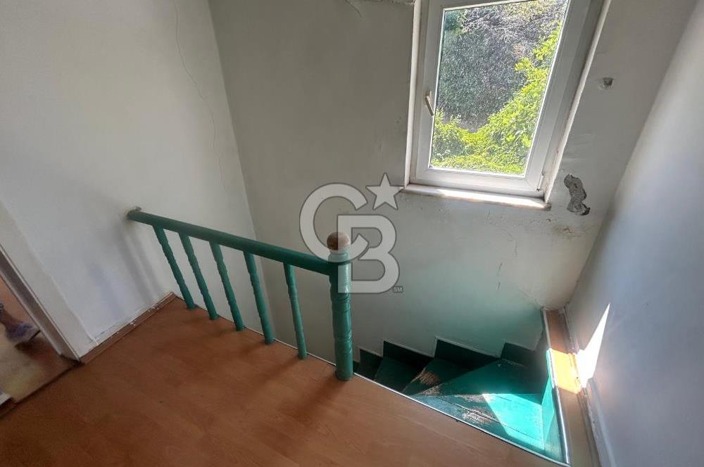 COLDWELL BANKER ONE'DAN SATILIK KUZGUNCUK MÜSTAKİL EV