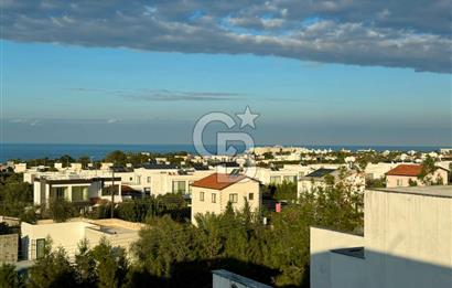 Kıbrıs Girne Edremit te Ana Yola Yakın   Satılık 3+1 Özel Havuzlu Çok Özel Villa