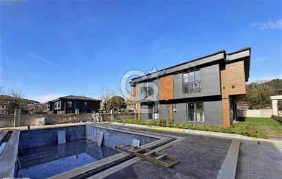 ŞİLE AHMETLİ DE DOĞA MANZARALI LÜKS VİLLA