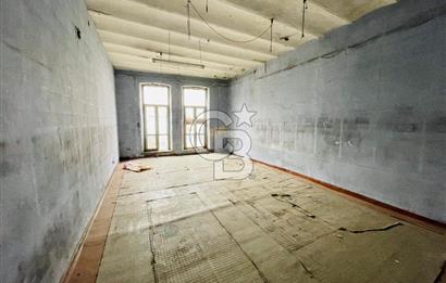 KARAKÖY TERSANE CADDESİ KÖŞE KONUM SATILIK BİNA