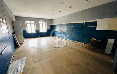 KARAKÖY TERSANE CADDESİ KÖŞE KONUM KİRALIK BİNA