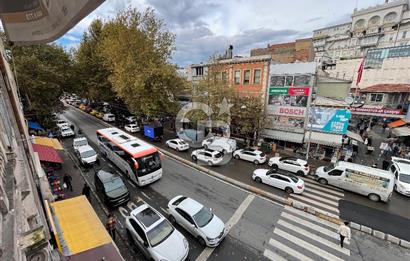 KARAKÖY TERSANE CADDESİ KÖŞE KONUM KİRALIK BİNA