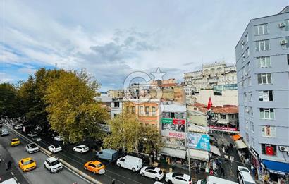 KARAKÖY TERSANE CADDESİ KÖŞE KONUM KİRALIK BİNA