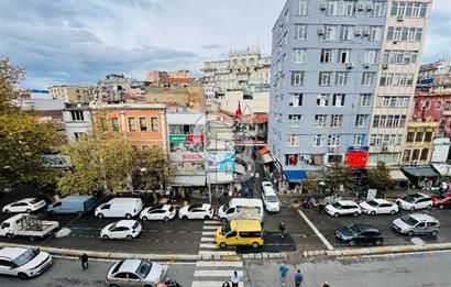 KARAKÖY TERSANE CADDESİ KÖŞE KONUM SATILIK BİNA
