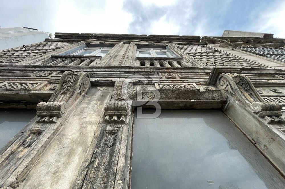 KARAKÖY TERSANE CADDESİ KÖŞE KONUM SATILIK BİNA