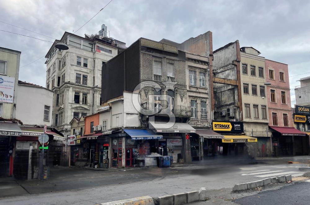 KARAKÖY TERSANE CADDESİ KÖŞE KONUM KİRALIK BİNA