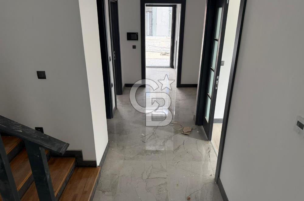 KARACAKAYA PARK MODERN DE VİLLA BÖLGESİNDE SATILIK GENİŞ VİLLA