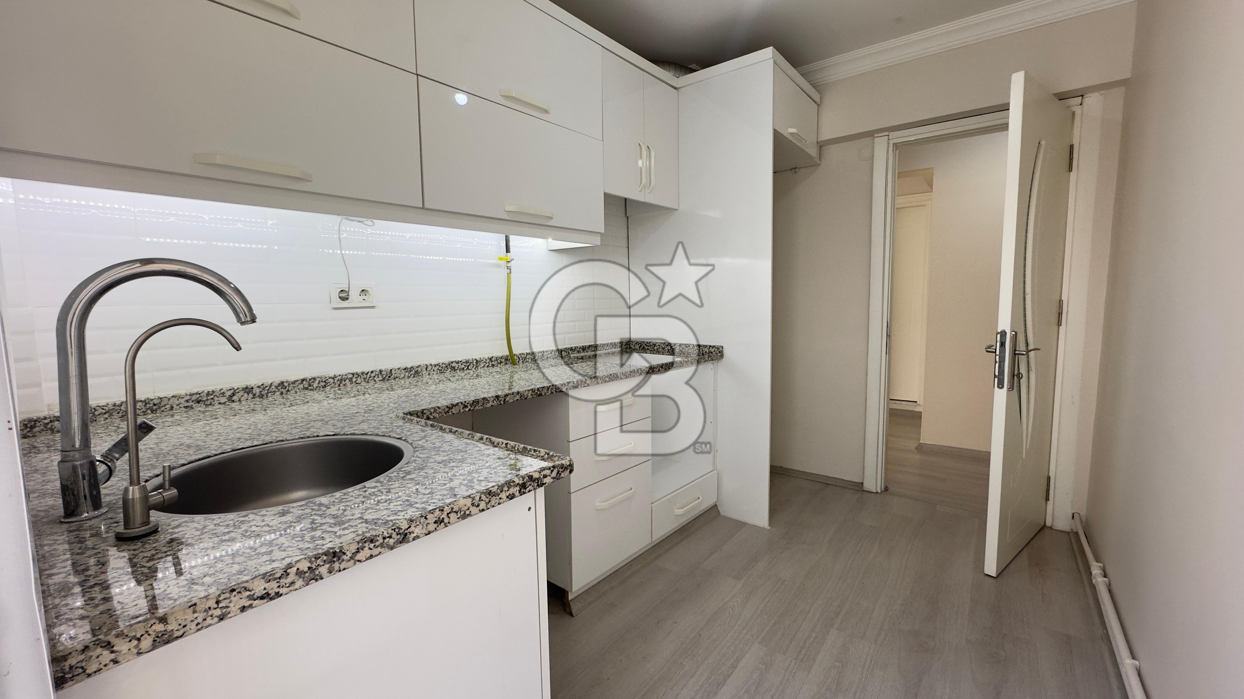 Karşıyaka Soğukkuyu Mahallesinde Satılık 3+1 Daire