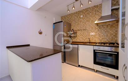 YALOVA ARMUTLUDA DENİZE SIFIR PLAJLI SİTE İÇİ 4+1 SATILIK VİLLA